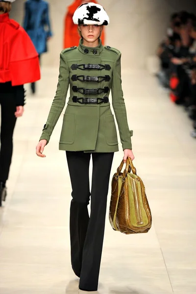 Look 6